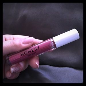 Honest Liquid Lipstick 💄